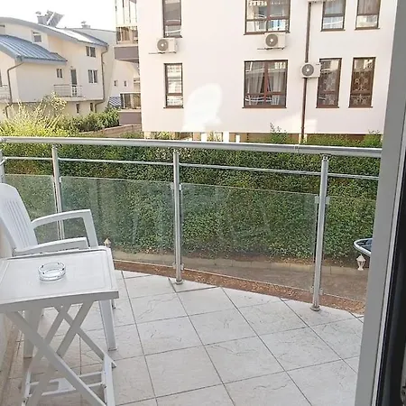 Studio In A Complex With A Pool