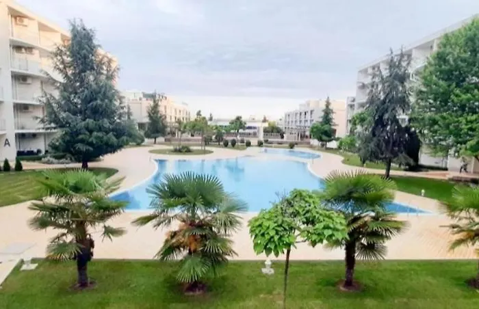 Atlantis Apartment Burgas