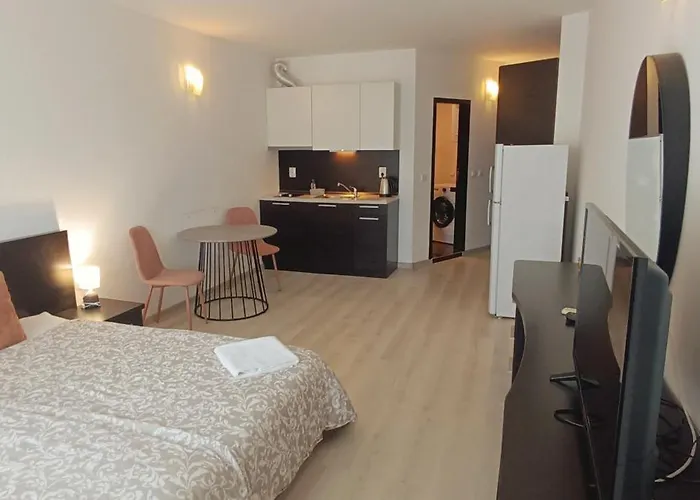 Atlantis Apartment *